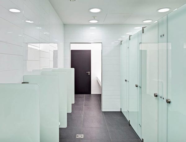 Portas e Divisórias Sanitárias em SP